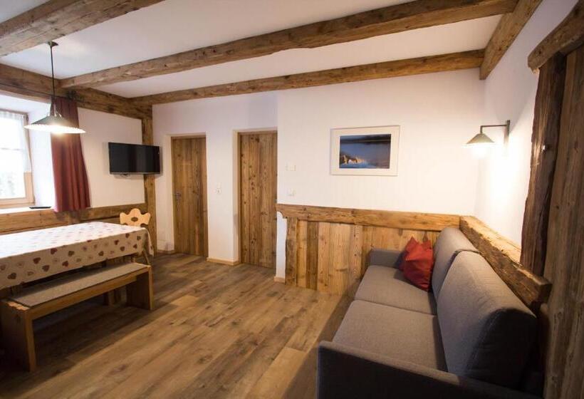 דירת חדר, Mutznhof