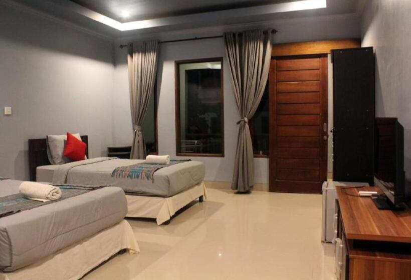 חדר דלוקס נוף לים, Ridho Malik