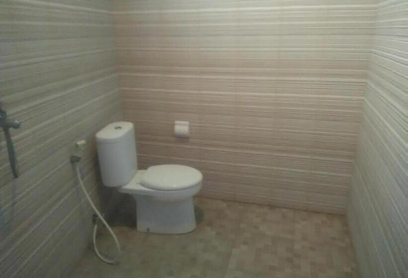 חדר סטנדרט נוף לגינה, Ridho Malik