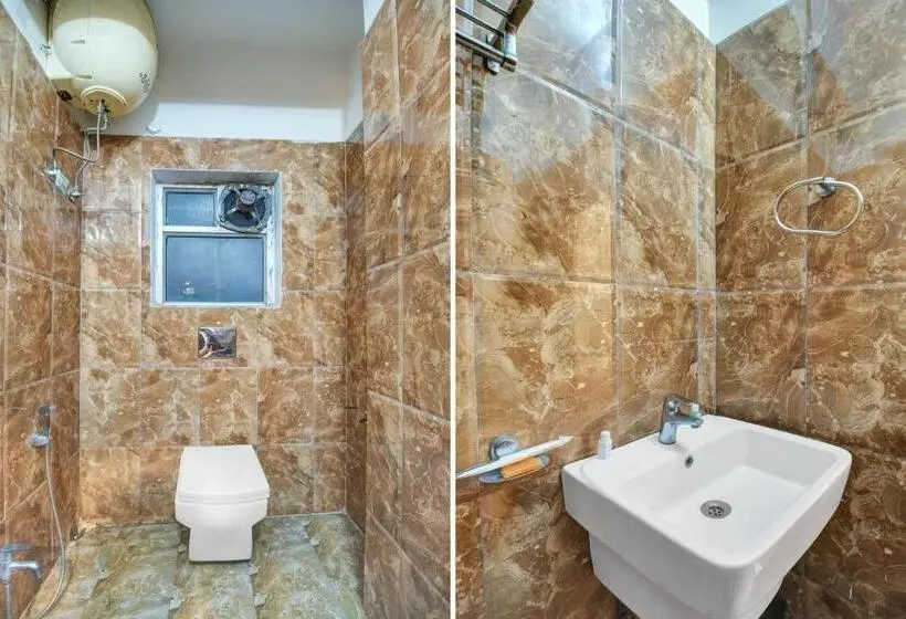 スタンダードルーム, Super Townhouse Hatigaon Near Medicity