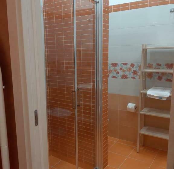 غرفة قياسية رباعية مطلة على الحديقة, La Dimora Di Vituccio B&b