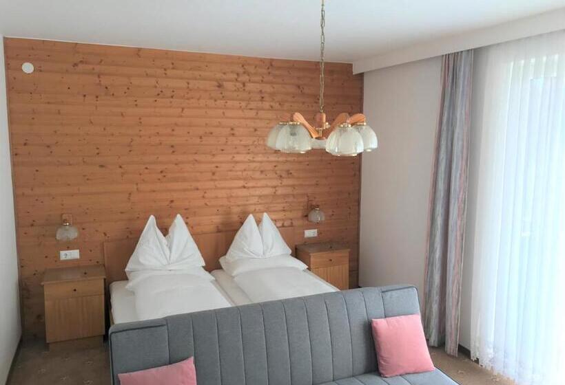 标准间, Bruckerhof