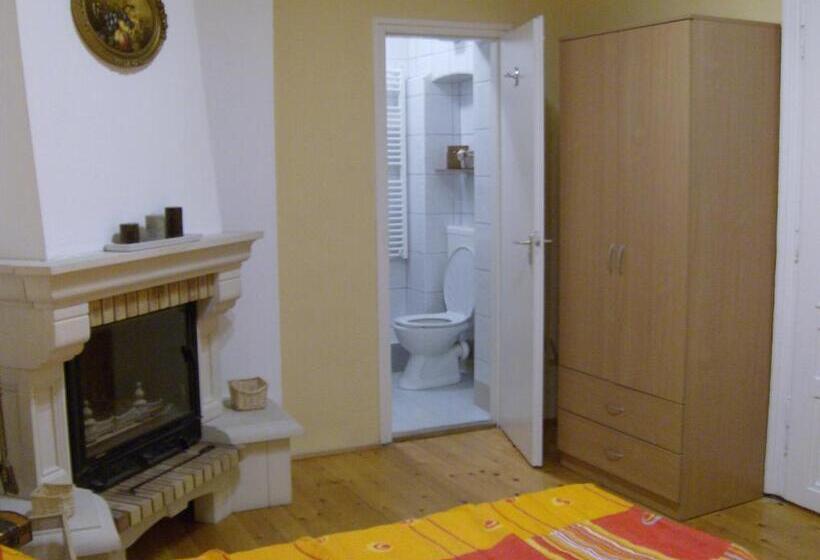 Standardrum, Csapd Le Csacsi Vendégház