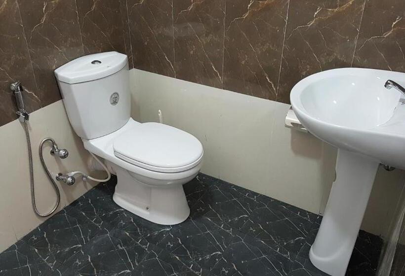 اتاق لوکس, Luna Beach