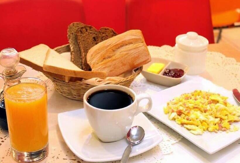 اتاق استاندارد سه نفره, Sueño Tropical