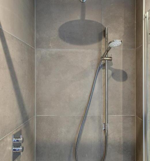 Номер Deluxe, In Het Assendorpje