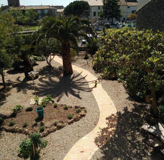 高级大房间, La Maison Des Palmiers