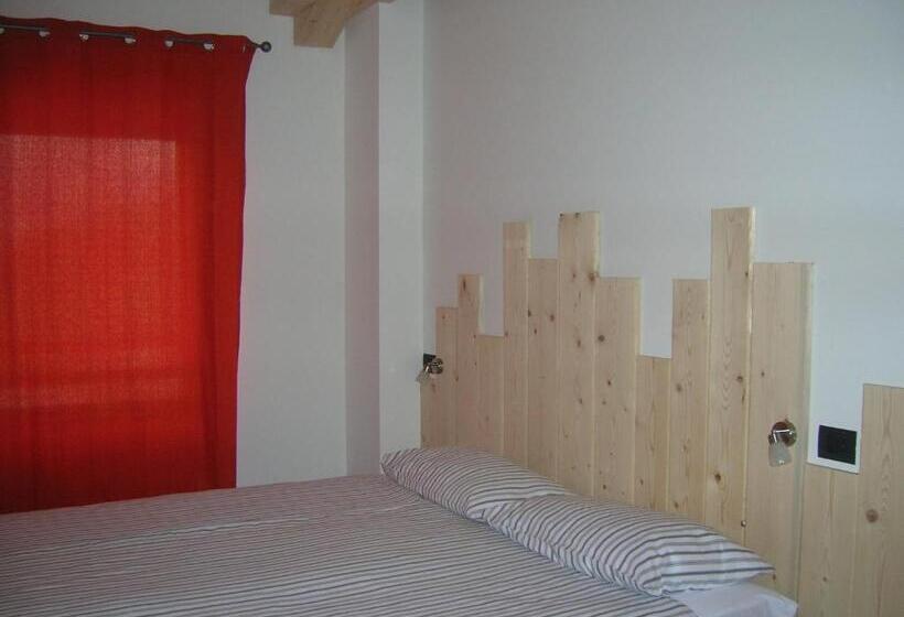 غرفة قياسية مطلة على الجبل, Agriturismo Maso Pertener  Adults Only