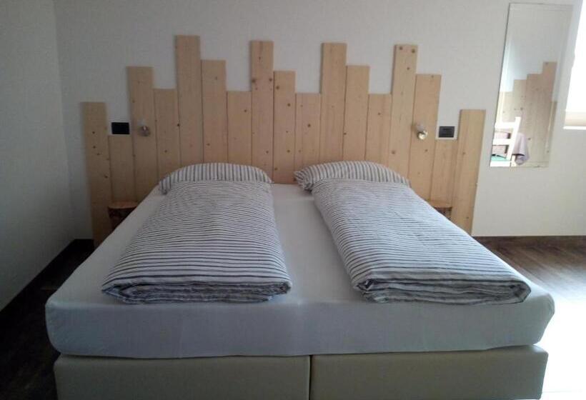 غرفة قياسية رباعية, Agriturismo Maso Pertener  Adults Only