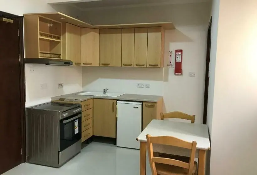 استودیوی استاندارد, The Triton