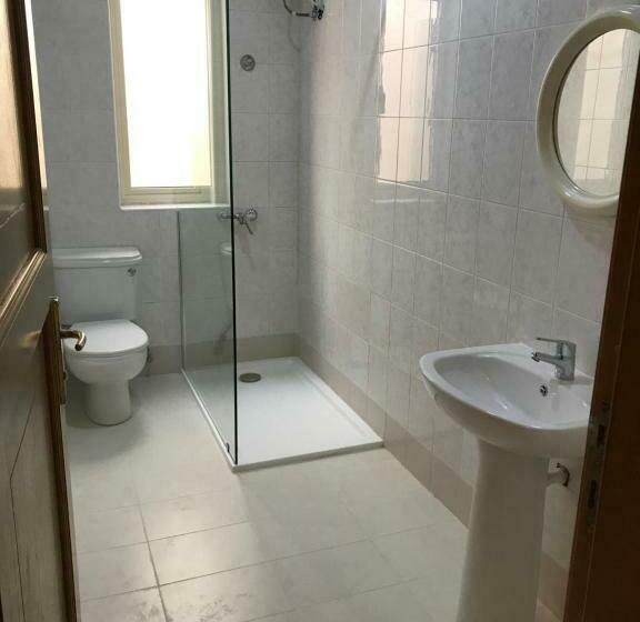 آپارتمان 1 خوابه, The Triton