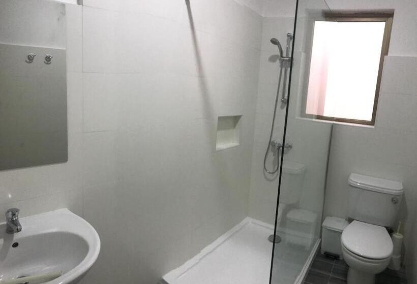 آپارتمان 1 خوابه با بالکن, The Triton