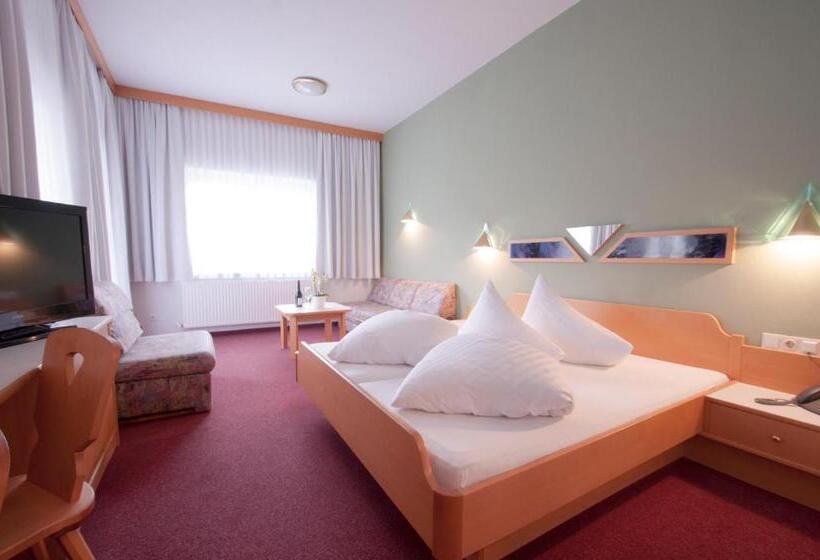 חדר משפחתי, Alpenfriede