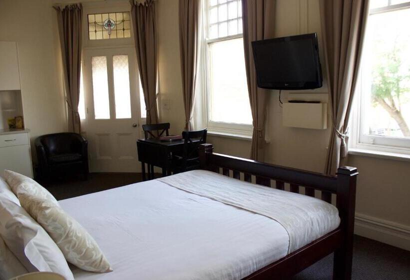 סוויטת סופריור, Balcony On Sixth Lodge