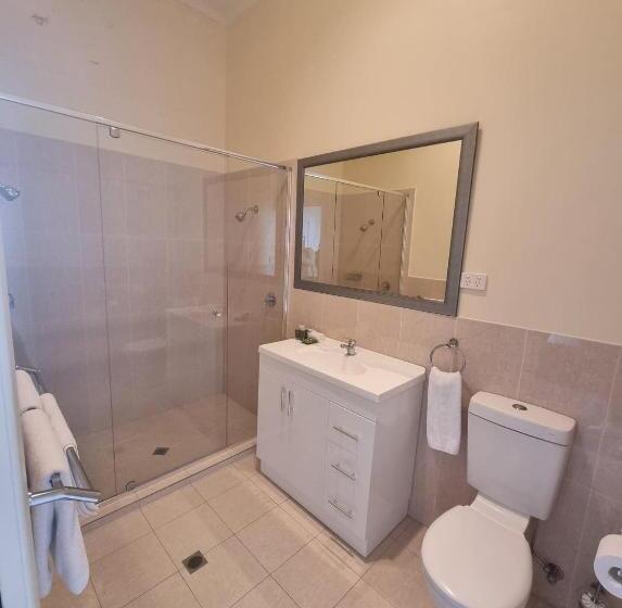 סוויטת סופריור, Balcony On Sixth Lodge