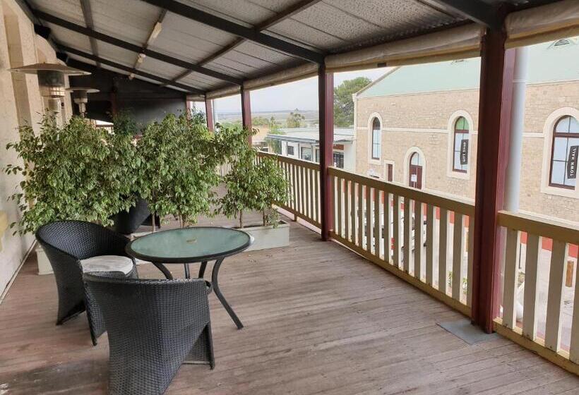 סוויטת סופריור, Balcony On Sixth Lodge