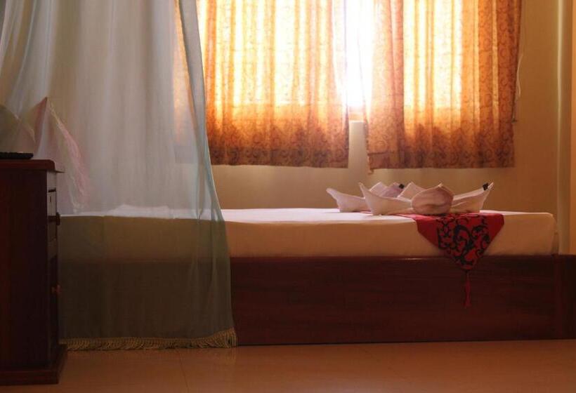 חדר סופריור נוף לגינה, Golden Noura Villa Pub & Restaurant