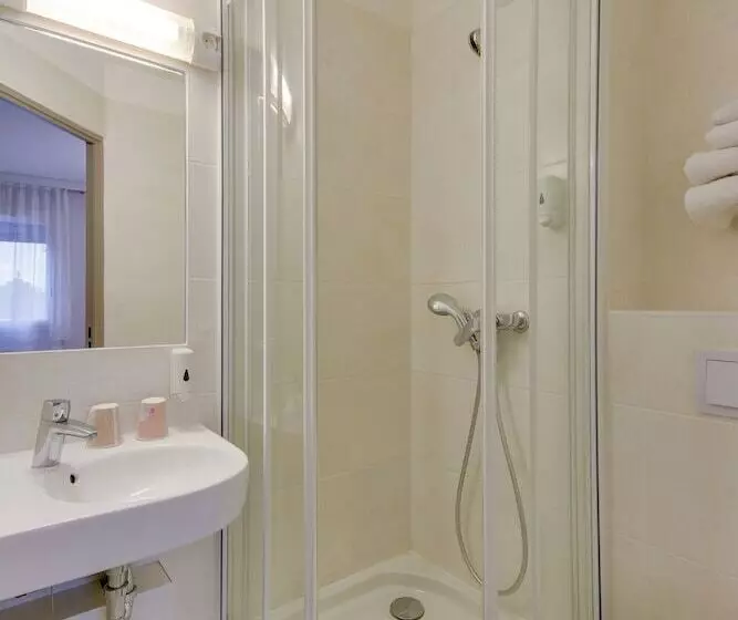 スタンダードシングルルーム, Brit Hotel Lille Centre