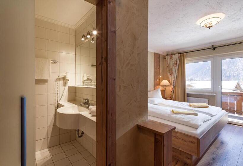 Номер Стандарт, Das Rotspitz Adults   Only