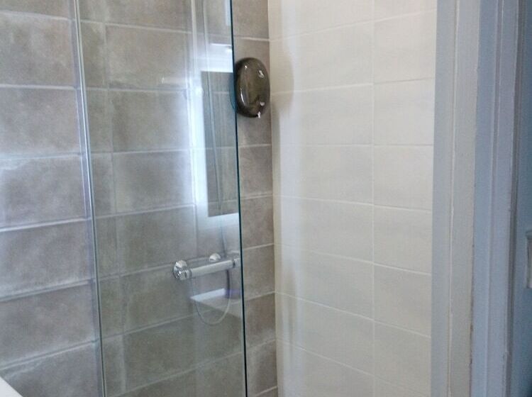 4인용 스탠다드 룸, Astoria