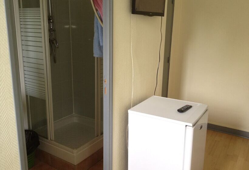 اتاق استاندارد, Au Royal Mad