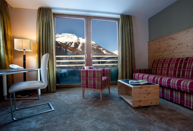 ファミリールーム, Bäckelar Wirt Superior