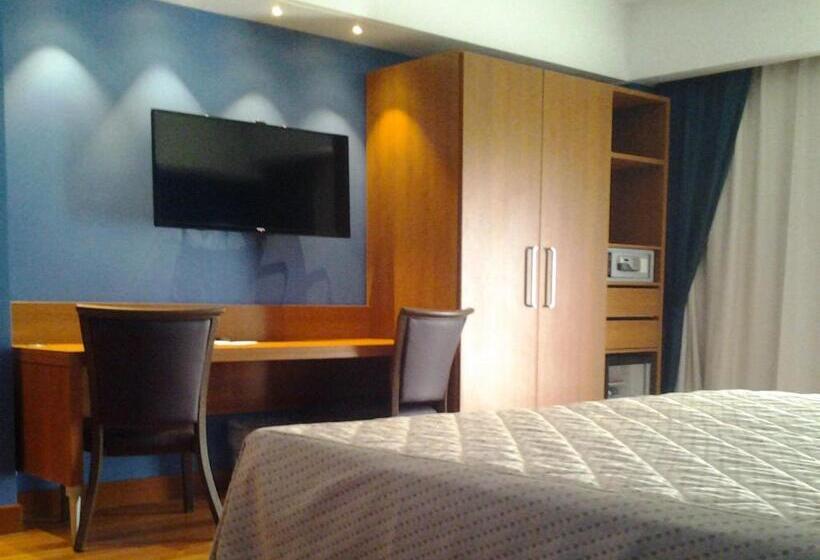 エコノミールーム, Catania International Airport