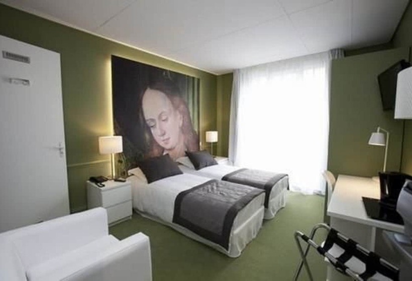 اتاق استاندارد, Cecyl Reims Centre