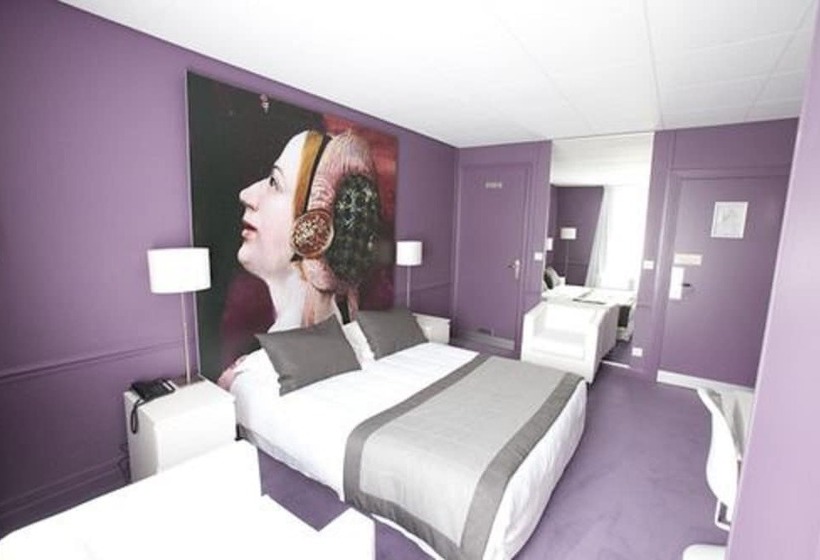 اتاق راحتی, Cecyl Reims Centre