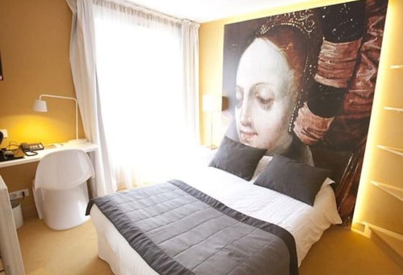 اتاق راحتی, Cecyl Reims Centre