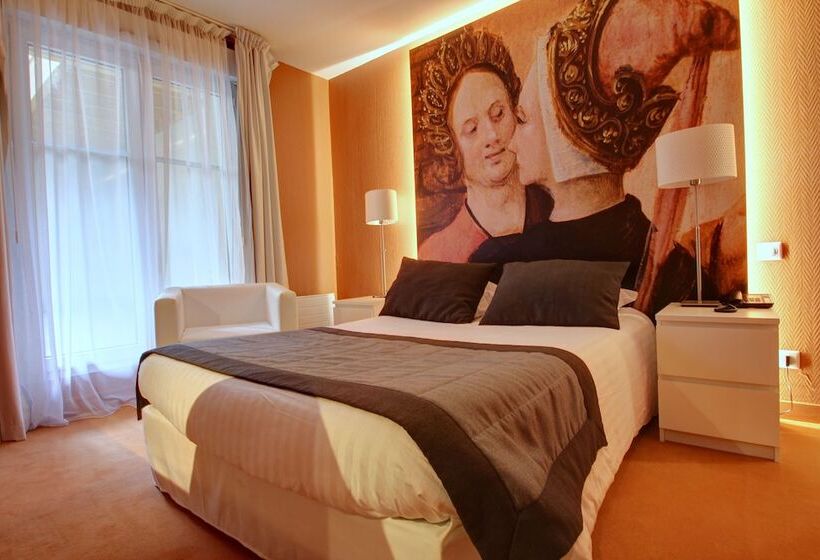 اتاق راحتی, Cecyl Reims Centre