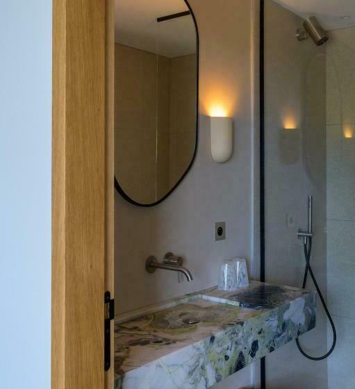 غرفة قياسية مطلّة علي البحر, Hôtel De La Plage