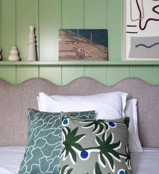 غرفة قياسية مطلّة علي البحر مزوَّدة بشُرفة, Hôtel De La Plage