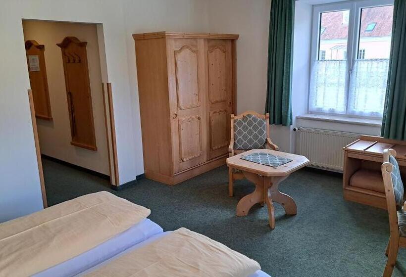 标准间, Familiengasthof Maier