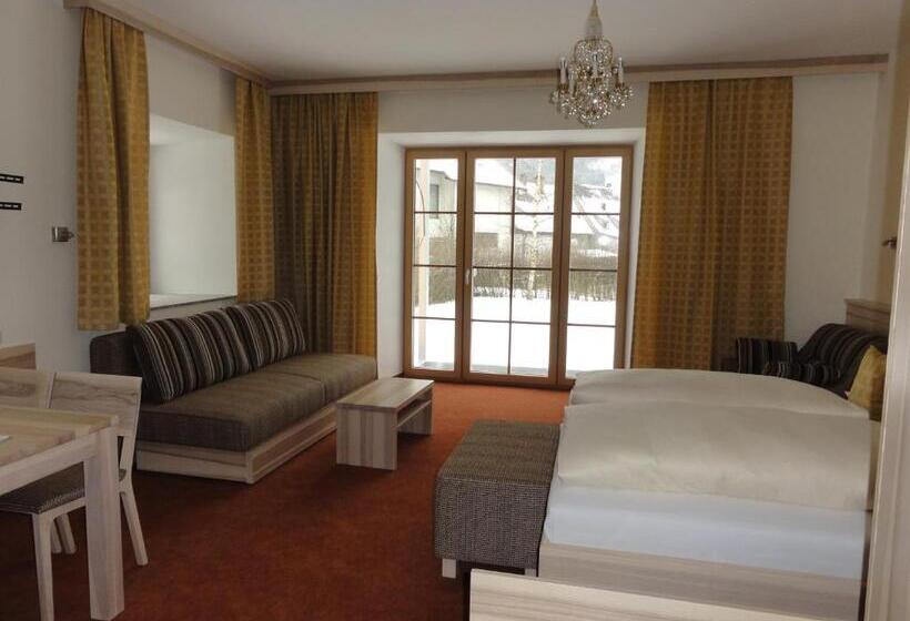 小型套房带阳台, Familiengasthof Maier