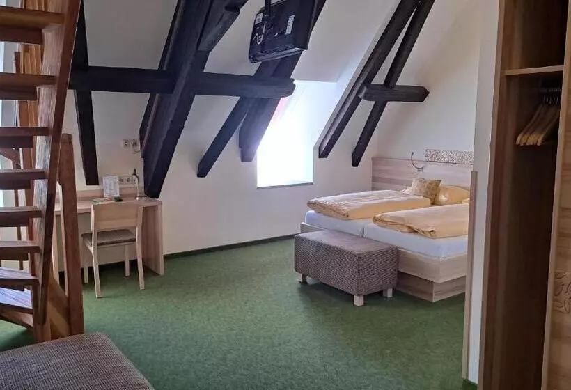 Perhesviitti, Familiengasthof Maier