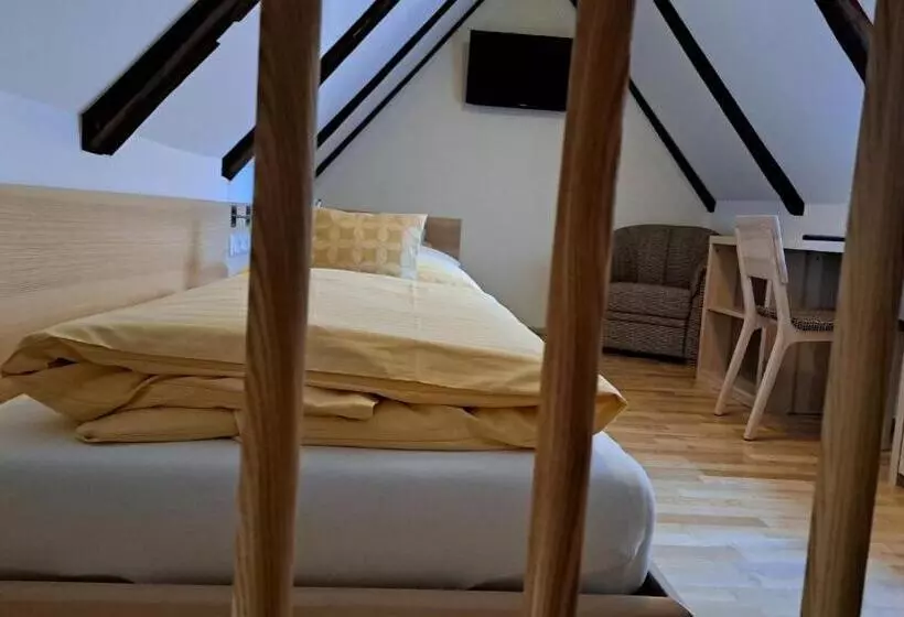 Perhesviitti, Familiengasthof Maier