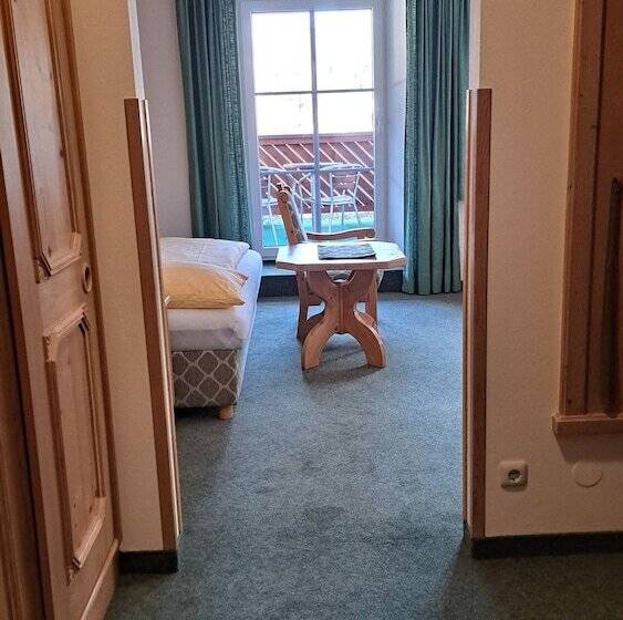 家庭间, Familiengasthof Maier