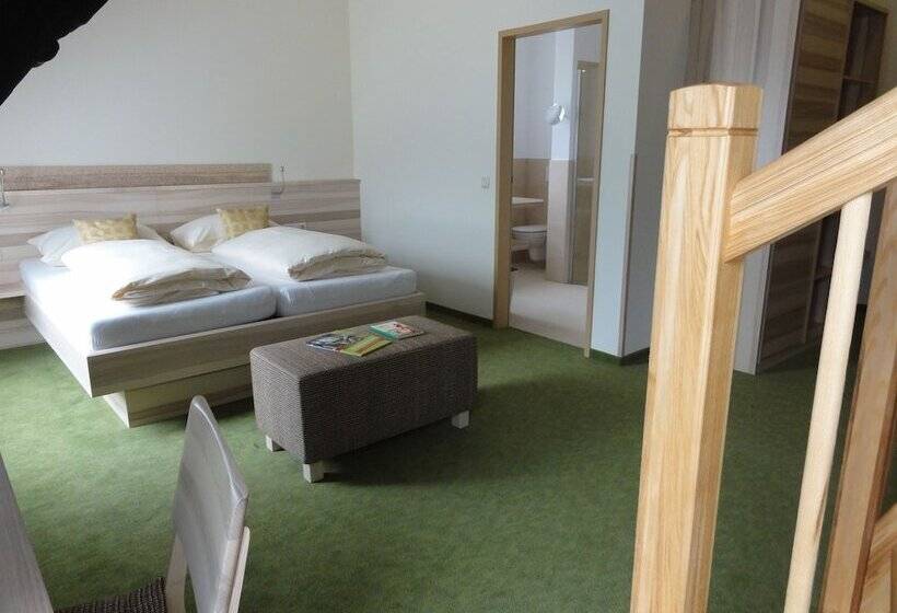 带2个卧室的套房, Familiengasthof Maier