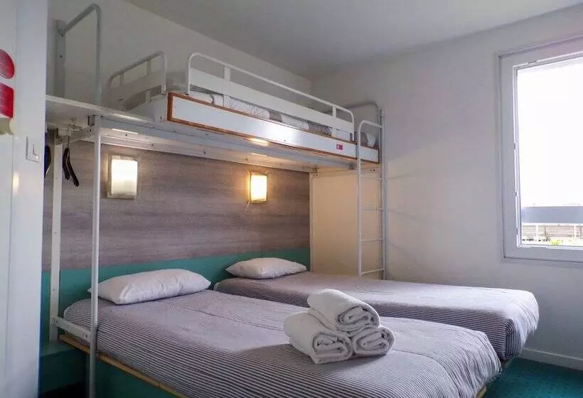 اتاق استاندارد سه نفره, Stay Inn Poitiers