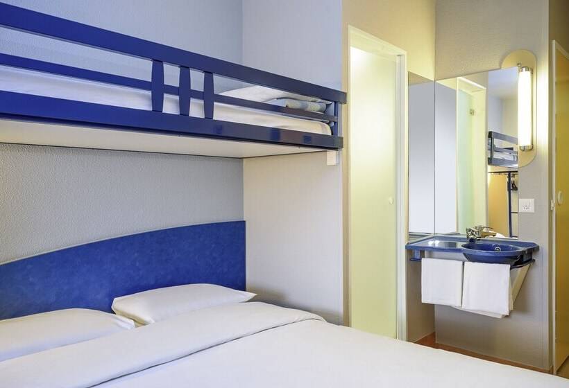 Номер Стандарт Трехместный, Ibis Budget Pouillyenauxois