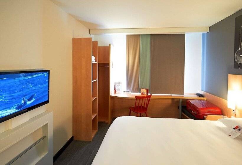 标准间带双人床, Ibis Les Herbiers