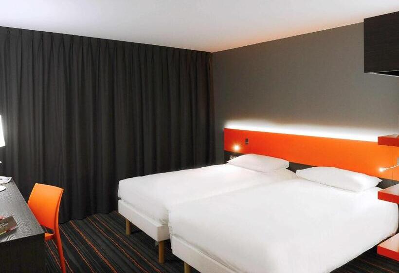 Номер Стандарт, Ibis Styles Caen Centre Gare