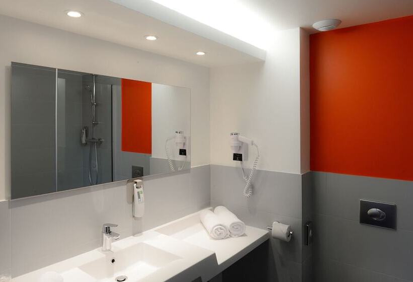 Номер Стандарт, Ibis Styles Caen Centre Gare