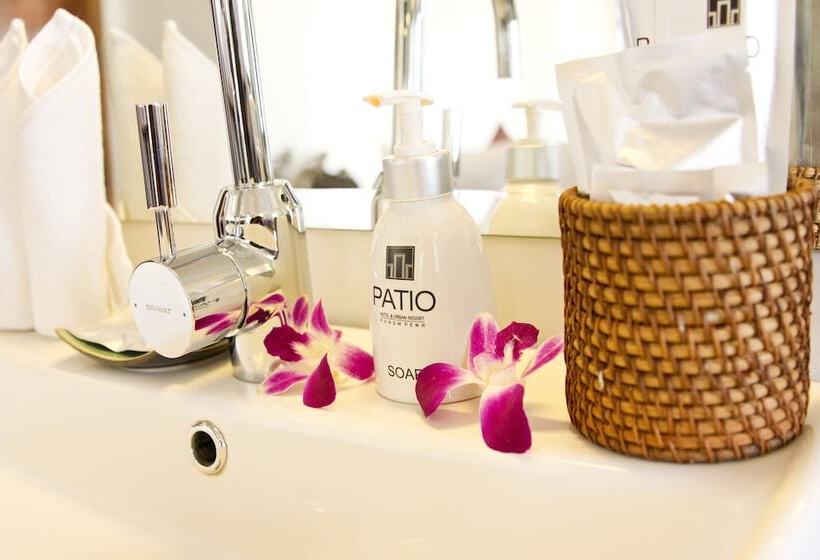 اتاق لوکس, Patio Hotel & Urban Resort