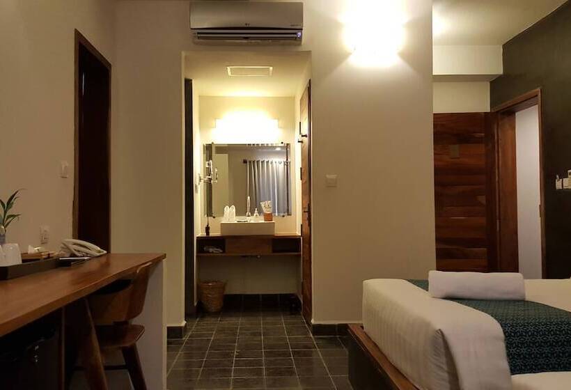 اتاق لوکس, Patio Hotel & Urban Resort