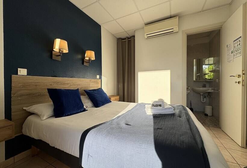 غرفة قياسية مطلّة علي الحديقة, Pavillon Imperial