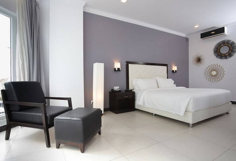 חדר דלוקס נוף לים, Queenco Hotel & Casino