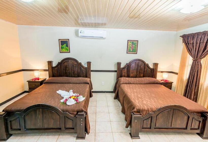 غرفة قياسية, Ara Ambigua Lodge