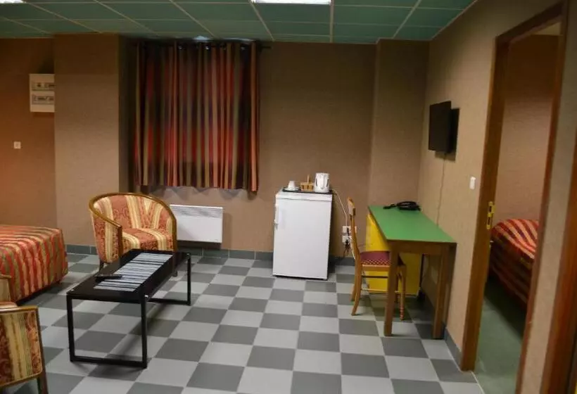 １階の１ベッドルームアパートメント, Hôtel Siatel Besançon Chateaufarine